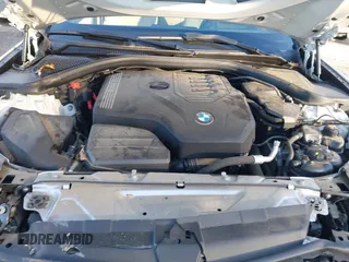 2020 BMW 3 Series 330i z VIN 3MW5R1J06L8B11272, wystawiony jako IAAI lot #41376487 z przebiegiem 28 683 mil mil oraz . Historia ofert i sprzedaży dostępna na DreamBid. Obrazek 10.