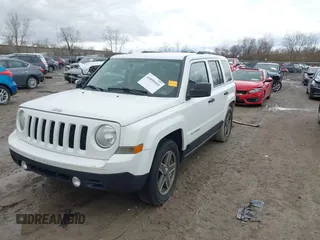 2014 Jeep Patriot Sport with VIN 1C4NJPBA1ED798347, listed as a IAAI auction lot 41902508 with 133,138 mi miles. Bid and sale history available at carsss.com. Image 2.