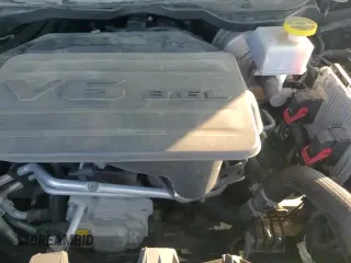 2019 Ram 1500 Big Horn z VIN 1C6RRFFG3KN730535, wystawiony jako Copart lot #86294025 z przebiegiem 70 728 mil mil oraz Czysty tytuł • Clean title. Historia ofert i sprzedaży dostępna na DreamBid. Obrazek 13.