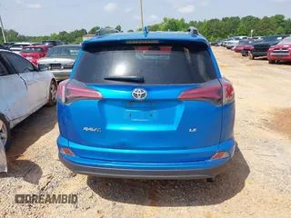 2017 Toyota RAV4 LE z VIN JTMZFREV1HJ719312, wystawiony jako IAAI lot #42269184 z przebiegiem 61 359 mil mil oraz . Historia ofert i sprzedaży dostępna na DreamBid. Obrazek 16.
