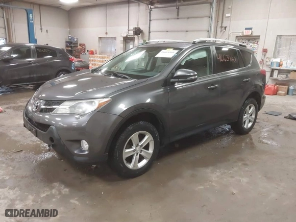 2014 Toyota RAV4 XLE with VIN 2T3RFREV4EW206312, listed as a IAAI auction lot 41663460 with 92,602 mi miles. Bid and sale history available at carsss.com. Image 2.