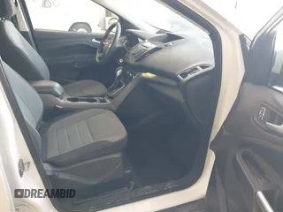 2013 Ford Escape SE z VIN 1FMCU9GX6DUD80139, wystawiony jako IAAI lot #42627055 z przebiegiem 242 252 mil mil oraz . Historia ofert i sprzedaży dostępna na DreamBid. Obrazek 5.