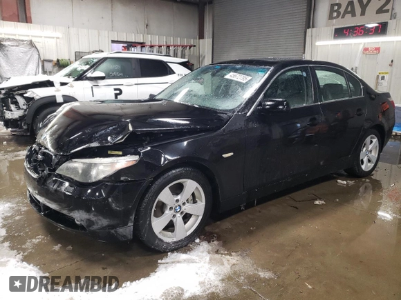 2007 BMW 5 Series 530xi with VIN WBANF73597CU25081, listed as a Copart auction lot 45672795 with 76,894 mi miles and Salvage Title. Bid and sale history available at carsss.com. Image 1.