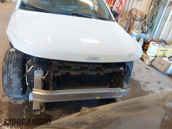 2022 Jeep Compass Latitude with VIN 3C4NJDBB9NT152152, listed as a IAAI auction lot 41377165 with 58,993 mi miles and . Bid and sale history available at DreamBid. Image 13.