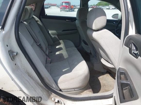 2006 Chevrolet Impala LT 3.9L with VIN 2G1WC581169236398, listed as a IAAI auction lot 42056989 with 235,288 mi miles and . Bid and sale history available at DreamBid. Image 8.
