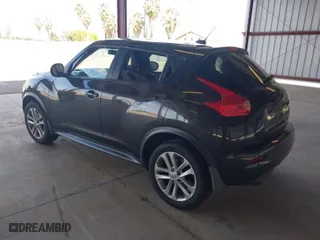 2011 Nissan Juke SL with VIN JN8AF5MR9BT014090, listed as a IAAI auction lot 41858506 with 137,425 mi miles. Bid and sale history available at carsss.com. Image 3.