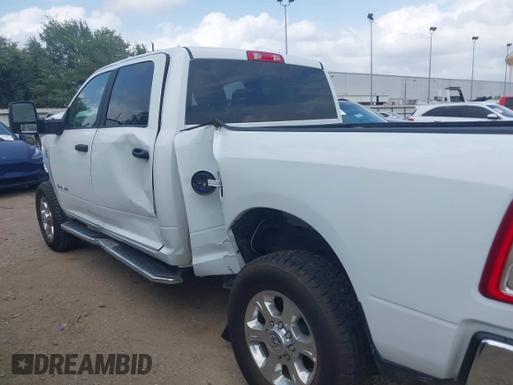 2024 Ram 2500 Big Horn with VIN 3C6UR5DL8RG266424, listed as a IAAI auction lot 42158248 with 20,422 mi miles. Bid and sale history available at carsss.com. Image 15.