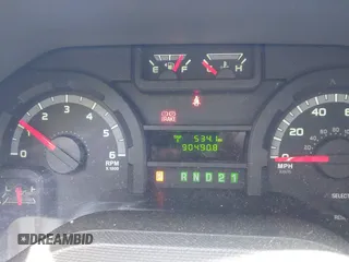 2014 Ford Econoline Passenger XL z VIN 1FBSS3BL5EDA36962, wystawiony jako IAAI lot #42144960 z przebiegiem 90 490 mil mil oraz . Historia ofert i sprzedaży dostępna na DreamBid. Obrazek 7.