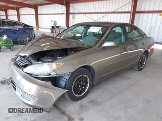 2006 Toyota Camry STD with VIN 4T1BE32K36U723879, listed as a IAAI auction lot 42007707 with 186,885 mi miles. Bid and sale history available at carsss.com. Image 17.
