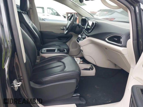 2023 Chrysler Pacifica Touring L с VIN 2C4RC1BG2PR560147, выставлен на аукционе IAAI как лот 42532832 с пробегом 62 179 миль миль и . История ставок и продаж доступна на DreamBid. Изображение 5.