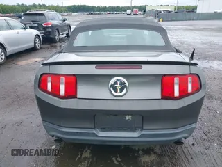 2011 Ford Mustang V6 with VIN 1ZVBP8EM2B5142545, listed as a IAAI auction lot 42667556 with 138,177 mi miles and . Bid and sale history available at DreamBid. Image 16.