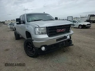 2012 GMC Sierra 2500HD SLT with VIN 1GT121E89CF112381, listed as a Copart auction lot 83098594 with 240,168 mi miles and Salvage title. Bid and sale history available at DreamBid. Image 11.