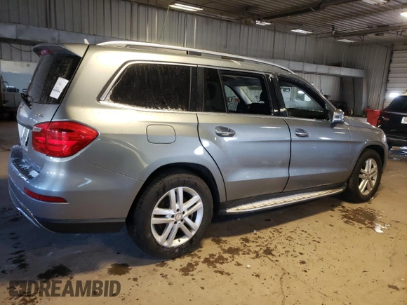 2015 Mercedes-Benz GL-Class GL 450 with VIN 4JGDF6EE4FA501737, listed as a Copart auction lot 43972504 with Not Provided miles. Bid and sale history available at carsss.com. Image 3.