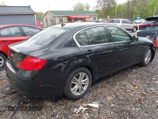 2013 Infiniti G37 x with VIN JN1CV6AR4DM751067, listed as a IAAI auction lot 42155084 with 101,640 mi miles. Bid and sale history available at carsss.com. Image 4.