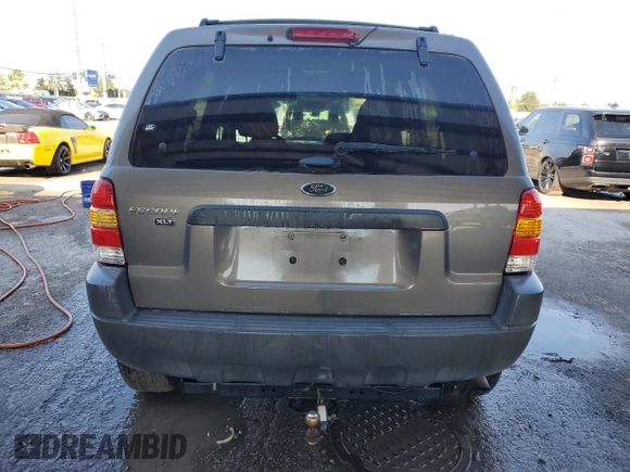 2004 Ford Escape XLT with VIN 1FMYU03154KA96127, listed as a Copart auction lot 71851434 with 168,773 mi miles and Salvage Title. Bid and sale history available at carsss.com. Image 6.