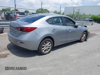 2016 Mazda 3 i Sport z VIN JM1BM1U78G1311190, wystawiony jako IAAI lot #42277252 z przebiegiem 237 392 mil mil oraz . Historia ofert i sprzedaży dostępna na DreamBid. Obrazek 4.