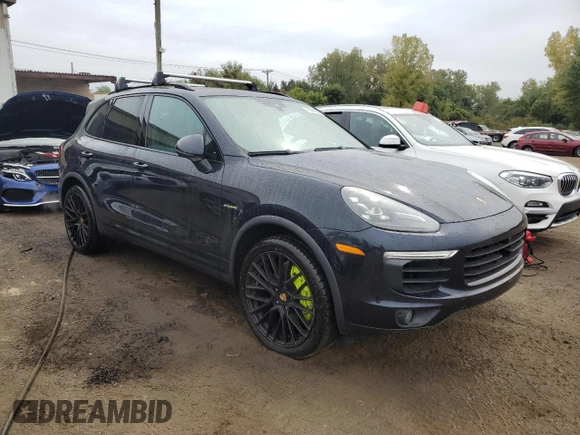 2016 Porsche Cayenne S E-Hybrid with VIN WP1AE2A26GLA60874, listed as a Copart auction lot 71991424 with 115,634 mi miles and Salvage title. Bid and sale history available at DreamBid. Image 4.