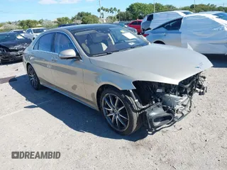 2019 Mercedes-Benz S-Class S 560 with VIN WDDUG8DB2KA483775, listed as a IAAI auction lot 41752310 with 21,794 mi miles. Bid and sale history available at carsss.com. Image 1.