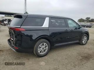 2024 Kia Carnival LX with VIN KNDNB4H35R6414682, listed as a Copart auction lot 65617074 with 4,062 mi miles and Non Repairable. Bid and sale history available at carsss.com. Image 3.