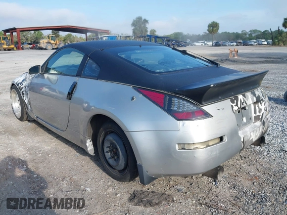 2004 Nissan 350Z Touring with VIN JN1AZ34D44T150578, listed as a IAAI auction lot 41907783 with 198,312 mi miles. Bid and sale history available at carsss.com. Image 3.