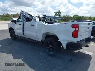 2024 Chevrolet Silverado 1500 Custom Trail Boss with VIN 3GCUDCED6RG354939, listed as a IAAI auction lot 40639035 with 42 mi miles. Bid and sale history available at carsss.com. Image 3.