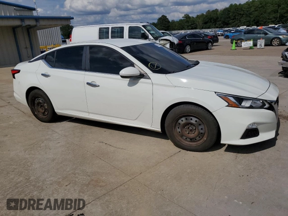2019 Nissan Altima S z VIN 1N4BL4BV4KC221429, wystawiony jako Copart lot #67960334 z przebiegiem 101 617 mil mil oraz Szkoda całkowita • Salvage title. Historia ofert i sprzedaży dostępna na DreamBid. Obrazek 4.