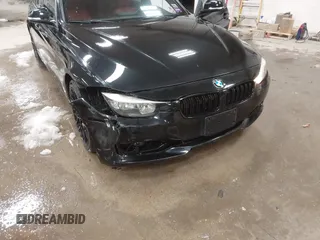 2013 BMW 3 Series 328i xDrive with VIN WBA3B3C5XDF532372, listed as a IAAI auction lot 41876130 with 121,545 mi miles and . Bid and sale history available at DreamBid. Image 6.