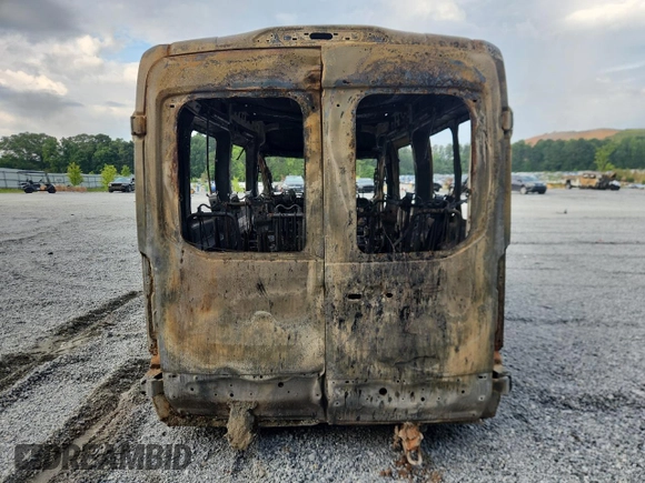 2022 Ford Transit Passenger XL with VIN 1FBAX2C86NKA47790, listed as a Copart auction lot 63018275 with Not provided miles and Non repairable. Bid and sale history available at DreamBid. Image 6.