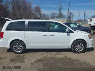 2020 Dodge Grand Caravan SXT with VIN 2C4RDGCG9LR255477, listed as a IAAI auction lot 41891174 with 46,899 mi miles. Bid and sale history available at carsss.com. Image 13.