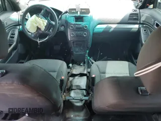 2017 Ford Police Interceptor Utility z VIN 1FM5K8AR5HGA17161, wystawiony jako Copart lot #60197085 z przebiegiem Nie podano mil oraz Szkoda całkowita • Salvage title. Historia ofert i sprzedaży dostępna na DreamBid. Obrazek 8.