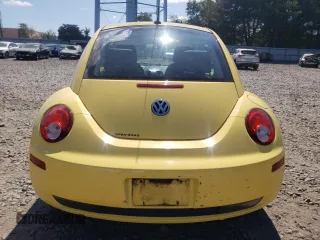 2009 Volkswagen New Beetle Coupe S with VIN 3VWPW31C59M518782, listed as a Copart auction lot 70528194 with 137,475 mi miles and Salvage Title. Bid and sale history available at carsss.com. Image 6.
