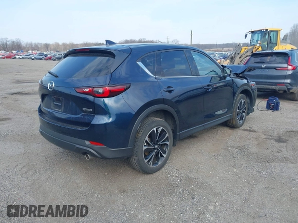 2022 Mazda CX-5 2.5 S Premium Package with VIN JM3KFBDM4N1528813, listed as a IAAI auction lot 41695842 with 29,994 mi miles. Bid and sale history available at carsss.com. Image 4.