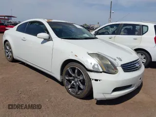 2004 Infiniti G35 Coupe w/Leather with VIN JNKCV54E54M813056, listed as a IAAI auction lot 41934193 with 204,427 mi miles. Bid and sale history available at carsss.com. Image 1.