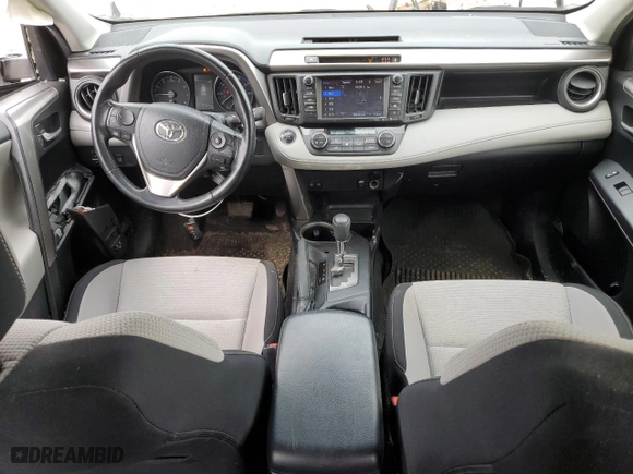 2018 Toyota RAV4 XLE with VIN JTMRFREV6JJ195256, listed as a Copart auction lot 53622155 with 61,267 mi miles and Clean Title. Bid and sale history available at carsss.com. Image 8.
