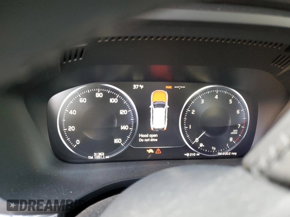 2019 Volvo XC60 Momentum with VIN LYV102RK5KB336513, listed as a Copart auction lot 44835095 with 31,336 mi miles and Salvage title. Bid and sale history available at DreamBid. Image 9.