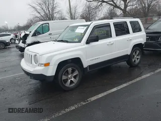 2017 Jeep Patriot High Altitude with VIN 1C4NJRFB8HD195995, listed as a IAAI auction lot 41475686 with 95,414 mi miles. Bid and sale history available at carsss.com. Image 17.