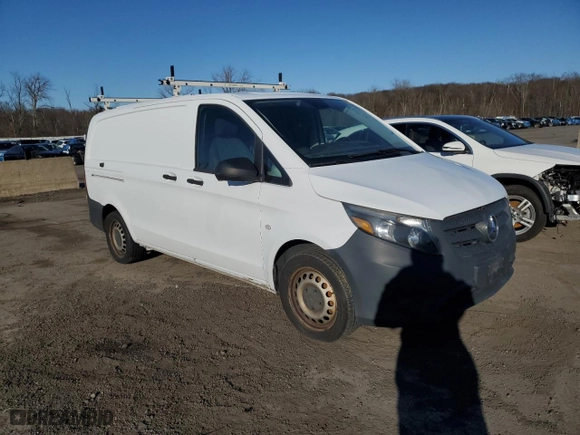 2018 Mercedes-Benz Metris Cargo Van with VIN WD3PG2EA8J3466289, listed as a Copart auction lot 48468945 with NaN miles and Clean Title. Bid and sale history available at carsss.com. Image 4.