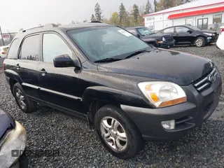 2005 Kia Sportage LX with VIN KNDJF723557054234, listed as a IAAI auction lot 40652851 with 220,215 mi miles and . Bid and sale history available at carsss.com. Image 1.