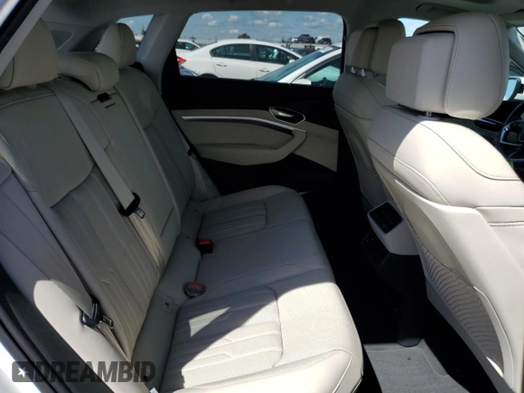 2019 Audi e-tron Prestige with VIN WA1VABGEXKB022962, listed as a Copart auction lot 46840743 with 22,368 mi miles. Bid and sale history available at carsss.com. Image 10.