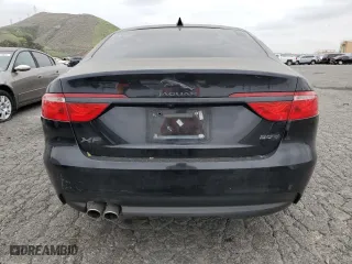 2017 Jaguar XF 20d Premium with VIN SAJBD4BN1HCY32312, listed as a Copart auction lot 53319825 with 101,569 mi miles and Clean Title. Bid and sale history available at carsss.com. Image 6.