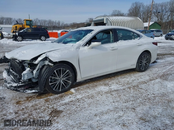 2022 Lexus ES 300h with VIN 58ADA1C17NU025202, listed as a IAAI auction lot 41370590 with 15,105 mi miles and . Bid and sale history available at DreamBid. Image 18.