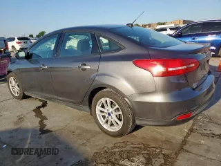 2018 Ford Focus SE z VIN 1FADP3F2XJL256272, wystawiony jako Copart lot #52651675 z przebiegiem 37 897 mil mil oraz Szkody całkowita. Historia ofert i sprzedaży dostępna na DreamBid. Obrazek 2.