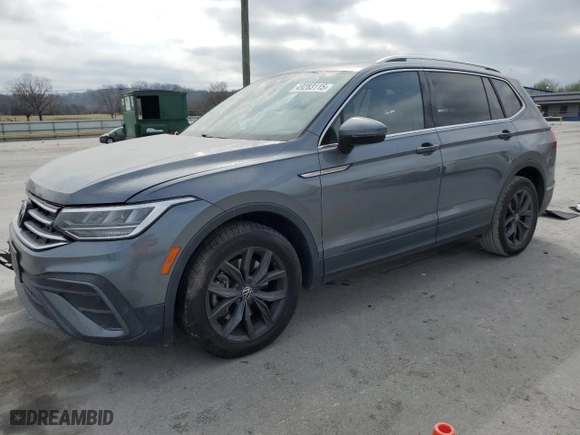 2022 Volkswagen Tiguan SE with VIN 3VV3B7AX1NM145288, listed as a Copart auction lot 49283115 with 108,883 mi miles and Salvage Title. Bid and sale history available at carsss.com. Image 1.