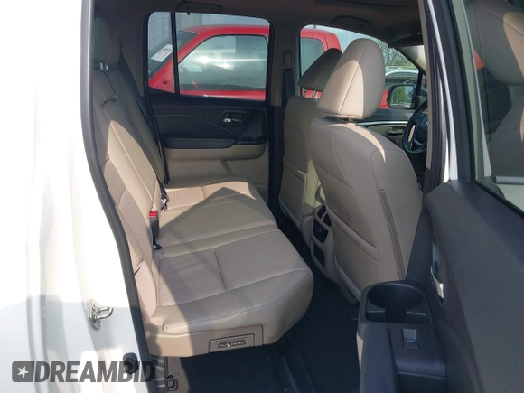2019 Honda Ridgeline RTL z VIN 5FPYK2F54KB007184, wystawiony jako IAAI lot #42092183 z przebiegiem Nie podano mil oraz . Historia ofert i sprzedaży dostępna na DreamBid. Obrazek 8.