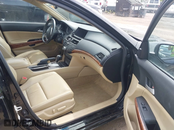 2011 Honda Accord EX-L with VIN 1HGCP3F89BA019619, listed as a IAAI auction lot 42521230 with 111,549 mi miles and . Bid and sale history available at DreamBid. Image 5.