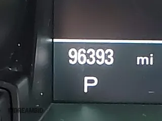 2013 Audi A5 Premium Plus z VIN WAULFAFR1DA004529, wystawiony jako IAAI lot #42345041 z przebiegiem 96 393 mil mil oraz . Historia ofert i sprzedaży dostępna na DreamBid. Obrazek 15.
