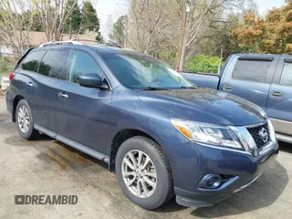 2016 Nissan Pathfinder Platinum with VIN 5N1AR2MM5GC626120, listed as a IAAI auction lot 41937146 with 103,793 mi miles. Bid and sale history available at carsss.com. Image 1.
