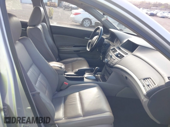 2009 Honda Accord EX-L with VIN 1HGCP36849A033261, listed as a IAAI auction lot 42116876 with 301,126 mi miles and . Bid and sale history available at DreamBid. Image 5.