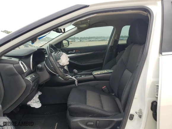 2019 Nissan Maxima SR with VIN 1N4AA6AV6KC382203, listed as a Copart auction lot 70239384 with 113,171 mi miles and Salvage Title. Bid and sale history available at carsss.com. Image 7.