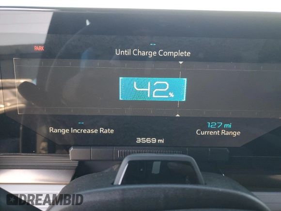 2024 GMC Hummer EV 2X z VIN 1GKB0NDE3RU110966, wystawiony jako Copart lot #79210474 z przebiegiem 3569 mil mil oraz Szkody całkowita. Historia ofert i sprzedaży dostępna na DreamBid. Obrazek 9.